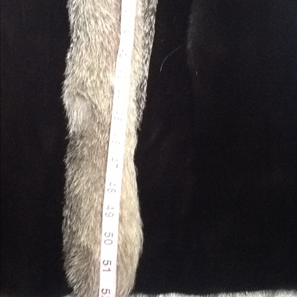 Fur Coat - Picture 9 of 9
